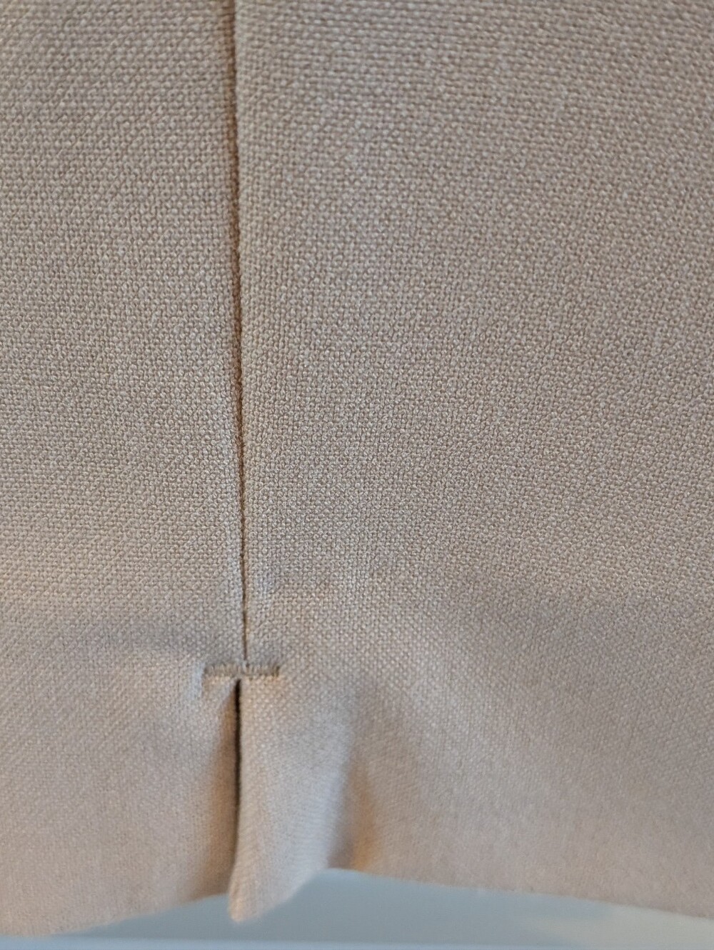 Banana Republic Hayden Pant, Oyster Color, Size 8 - Picture 3 of 7